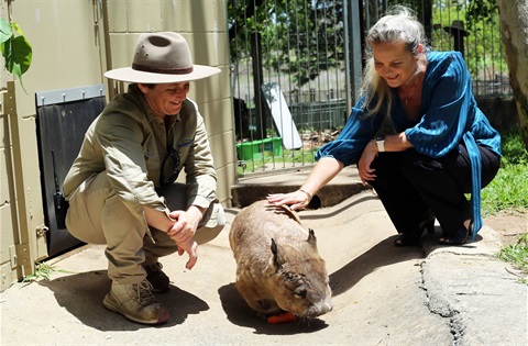 Zoo Keeper Kate and Cr Rutherford with Donna.jpg