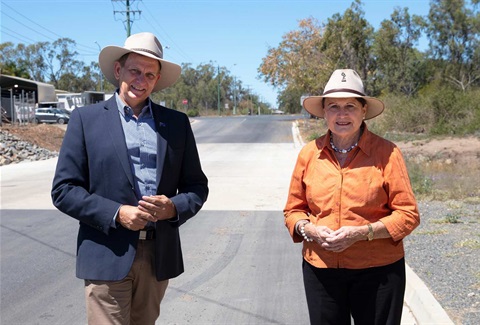 Mayor Williams and Cr Smith at Macquarie Street