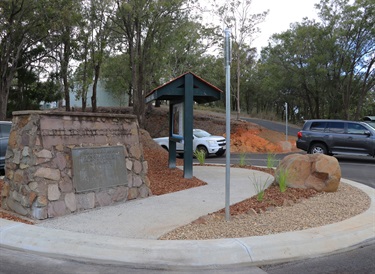 Sign & pathway