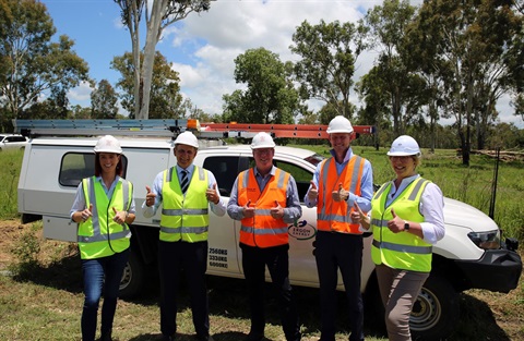 Ms Brittany Lauga MP, Rockhampton Region Mayor Tony Williams, Mr Barry O’Rourke MP, Queensland Main Roads Minister Mark Bailey, and Federal Minister for Infrastructure, Transport, Regional Development and Local Government Catherine King.