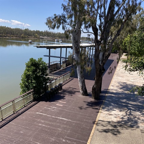 Current riverbank boardwalk.JPG