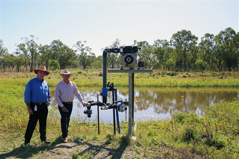 Bushfire Resilience Officer Colin May & Mayor Tony Williams.jpg