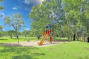 Allan Bray Park Playground