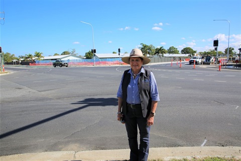 Cr Ellen Smith at the Farm and Alexandra Street intersection, Parkhurst.JPG